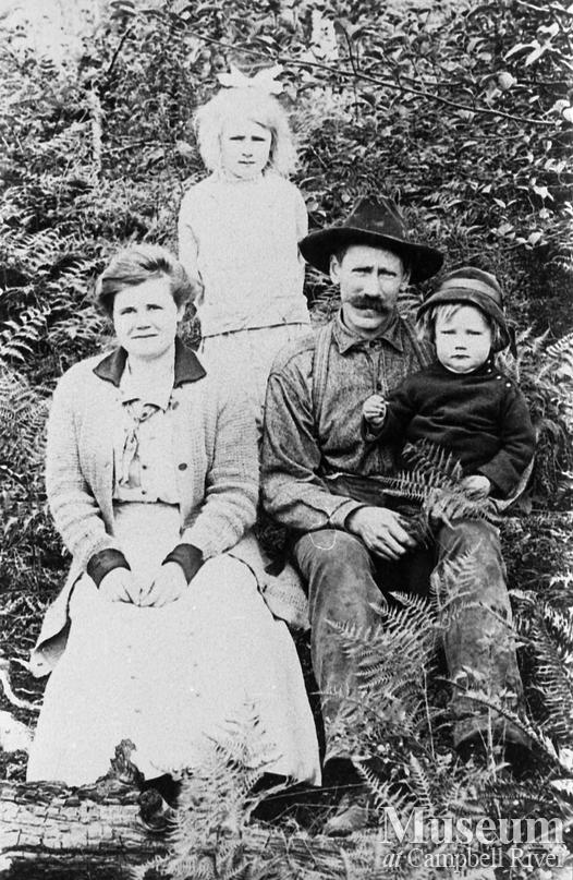 Stramberg family, Granite Bay, Quadra Island