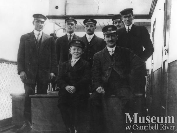 Crew on the Union Steamship, Venture