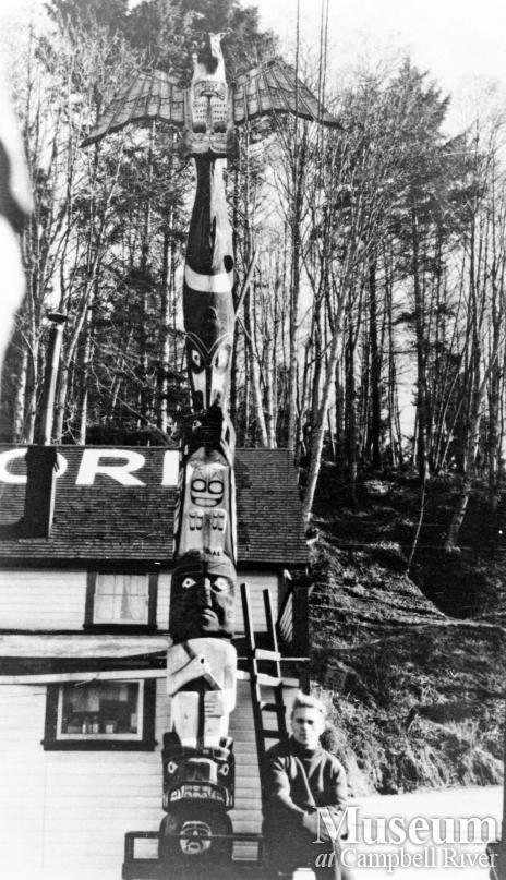 Totem Pole in front of the store at Quathiaski Cove