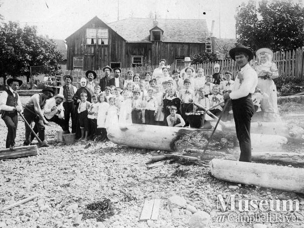 Orphanage Picnic at the first Heriot Bay Hotel