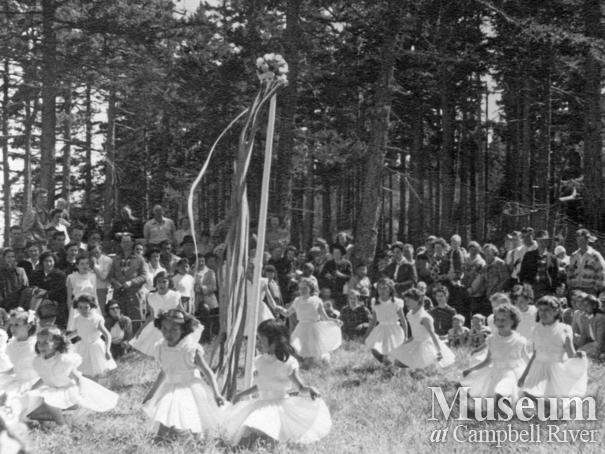 Quadra Island May Day celebrations, 1955
