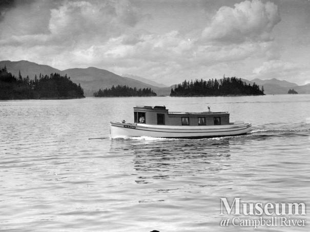 The Twidles' boat the "Illini"