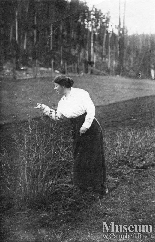 Agnes Twidle in her garden at Granite Bay