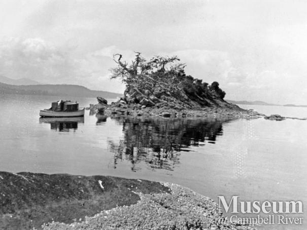 The Barrows launch "Toketie" at Twin Island