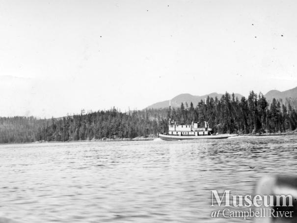 The tugboat Matilda Foss going through Green Point Rapids