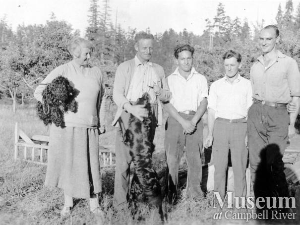 Amy Barrow with a group of residents
